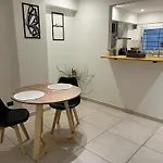 Monoambiente C/ Cochera - La Perla, A 250M De La Playa