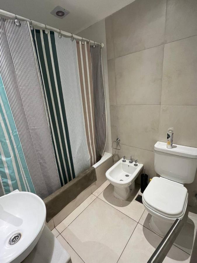 Apartamento Monoambiente C/ Cochera - La Perla, A 250m De La Playa