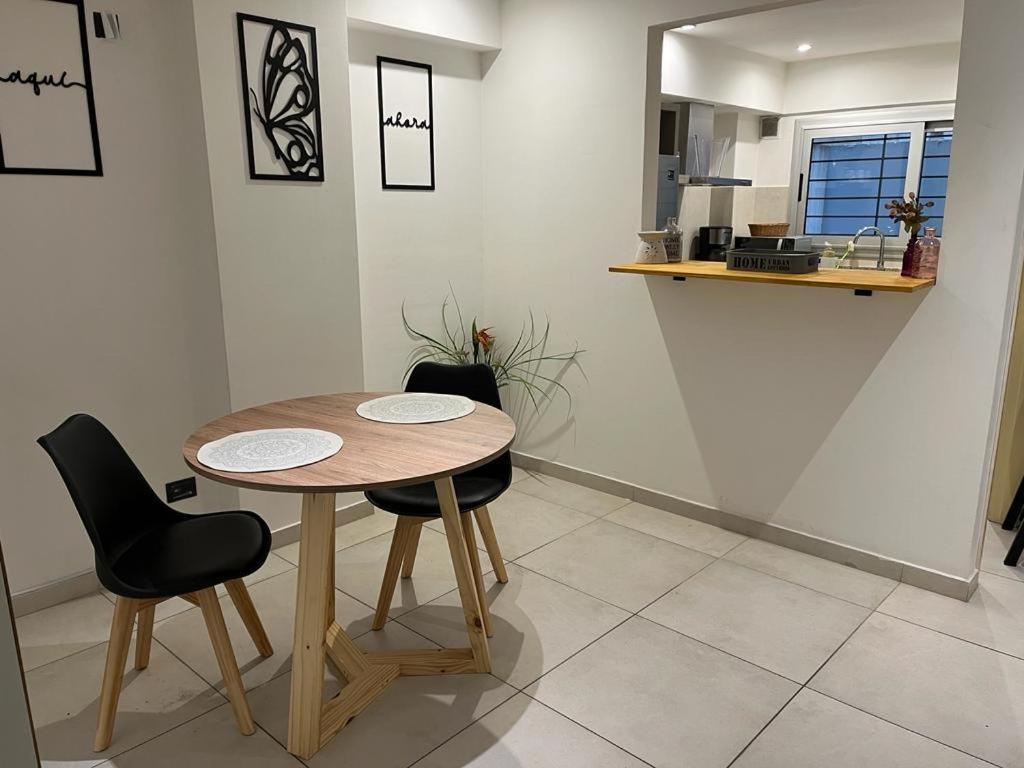 Monoambiente C/ Cochera - La Perla, A 250m De La Playa Apartamento *